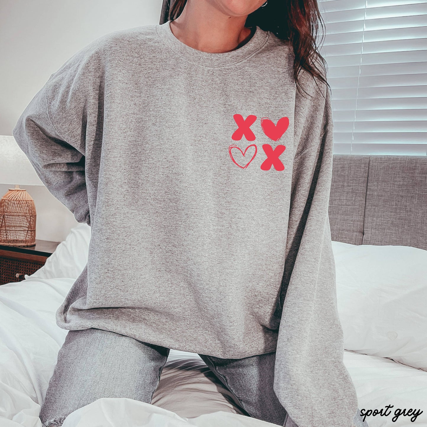 Pocket XOXO Valentine's Day Sweatshirt *8 Colors (S-3X)