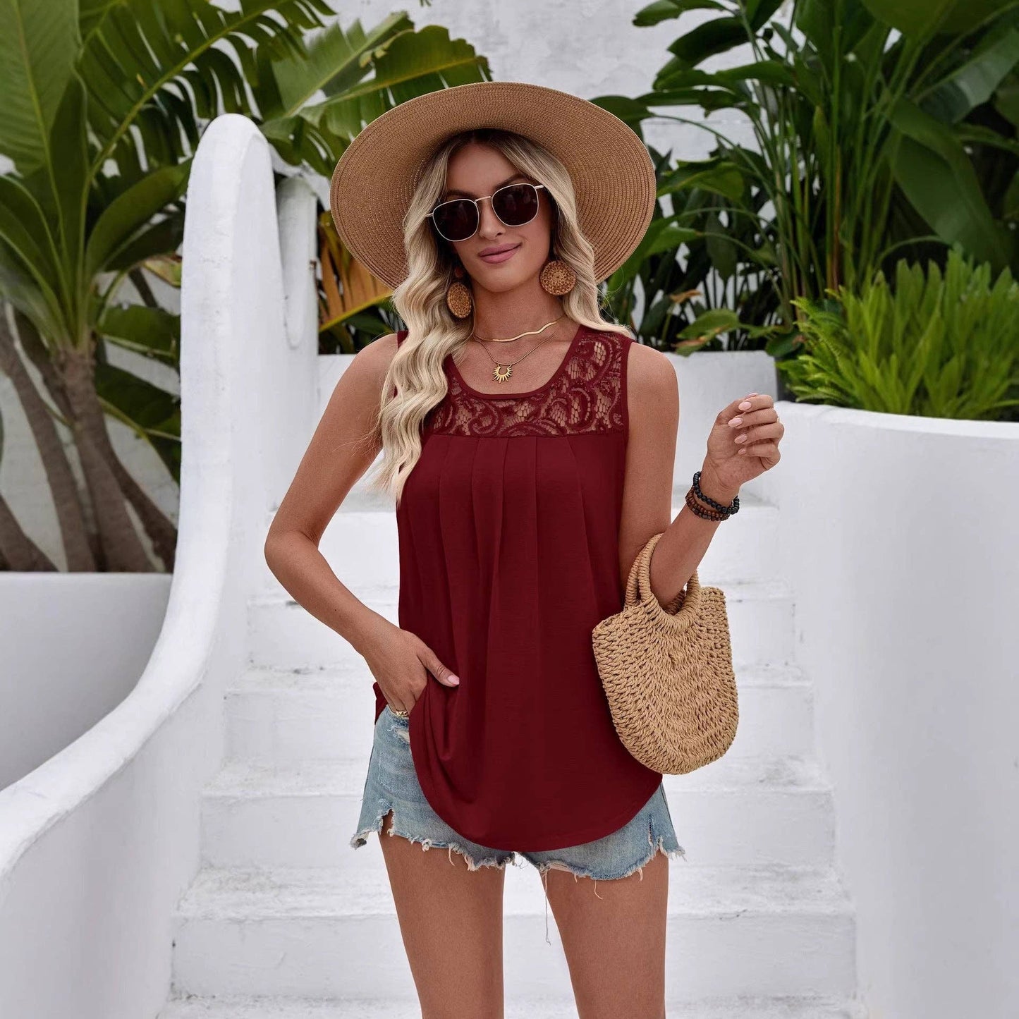 Women’s Lace Pleated Sleeveless Casual Tank Top