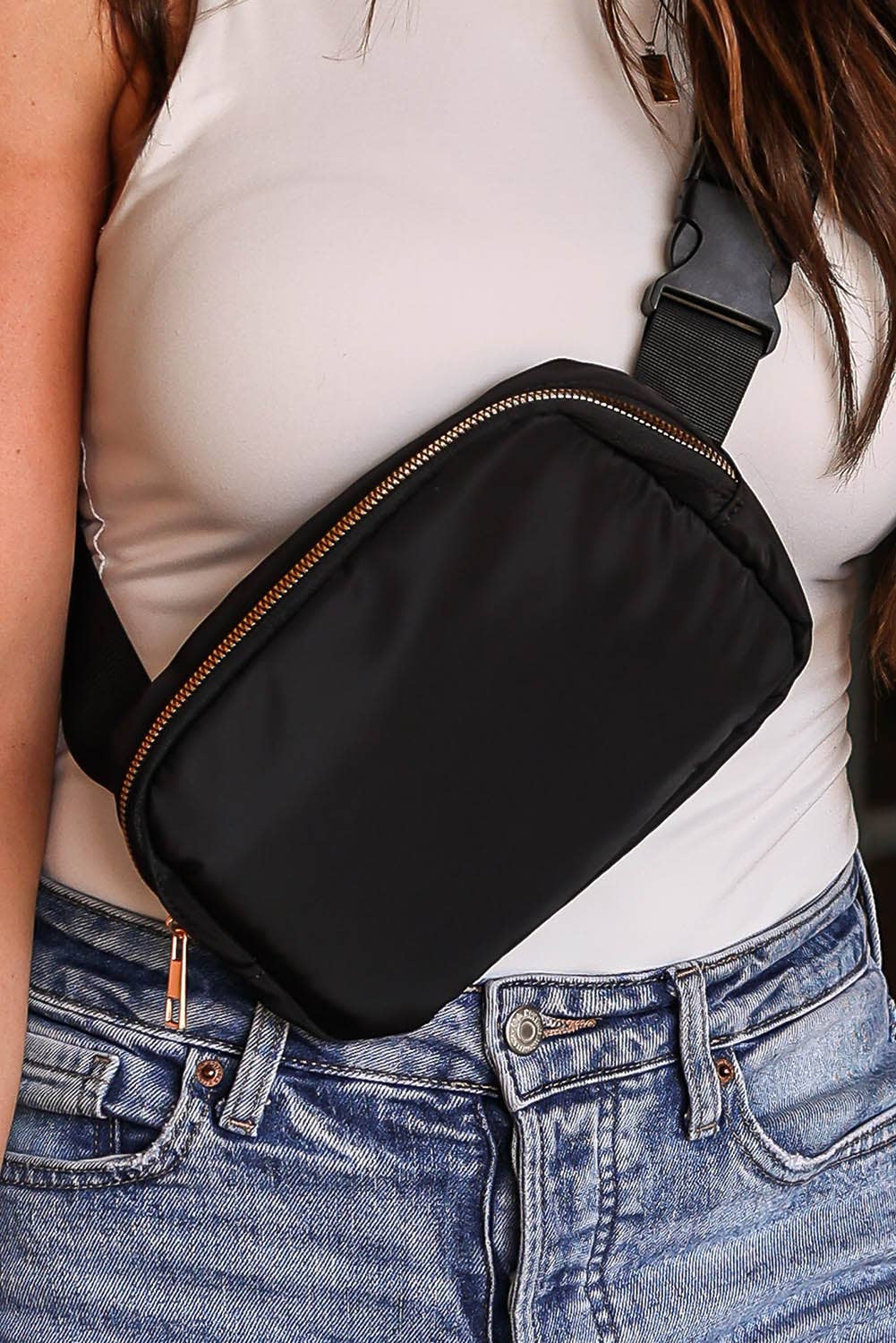 Waterproof Zipped Crossbody Chest Bag